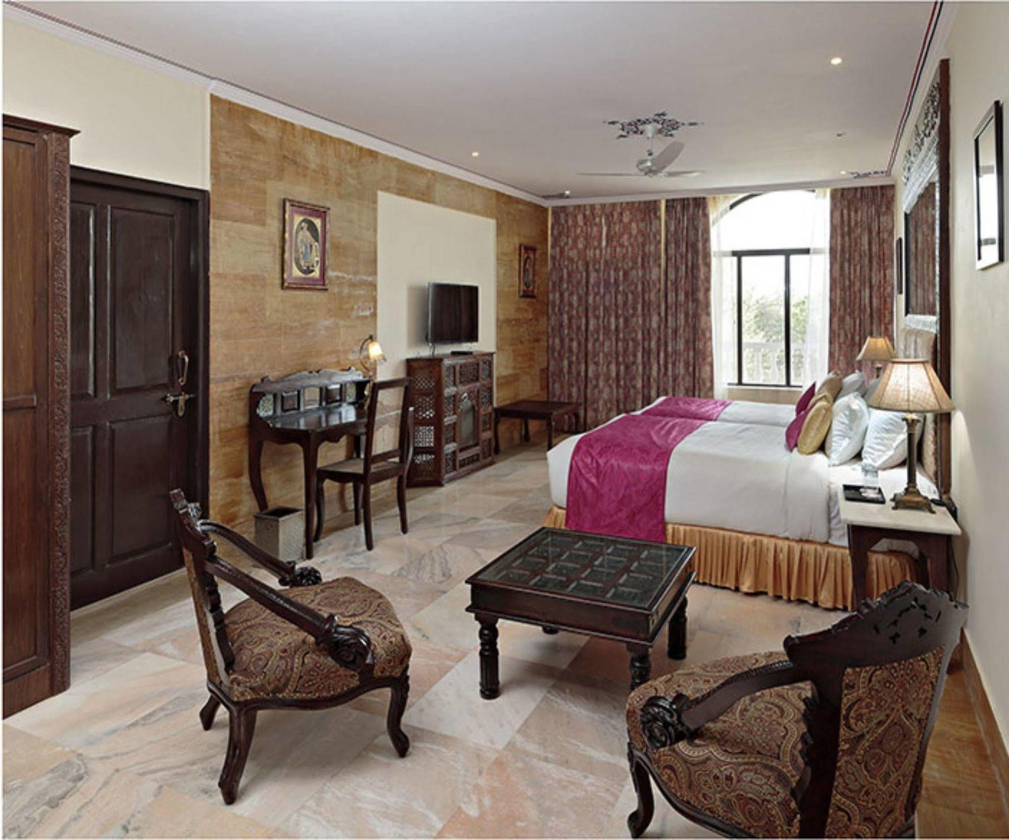 ทาไลบาห์ พาเลซ Hotel Amer ภายนอก รูปภาพ
