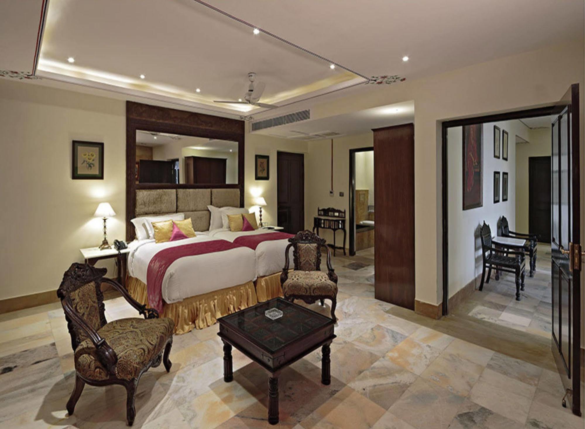 ทาไลบาห์ พาเลซ Hotel Amer ภายนอก รูปภาพ